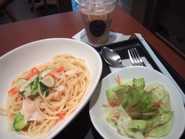 【スタバとタリーズ】_b0009849_16363776.jpg