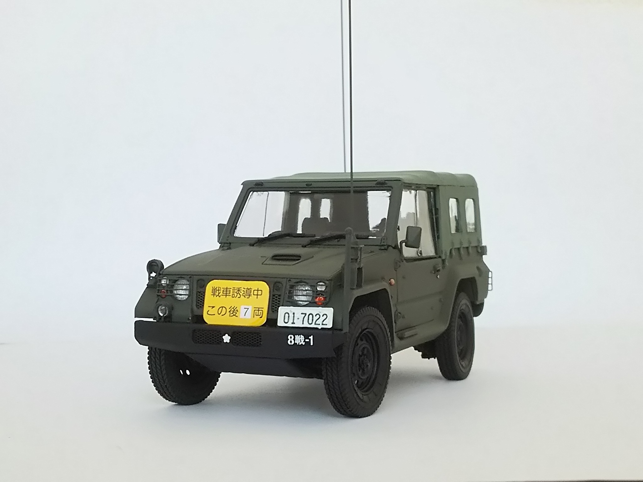 モノクローム・1/35 陸上自衛隊 1/2tトラック 1996 +サマーワ モノクローム・1/35 陸上自衛隊 1/2tトラック 1996 +サマーワ