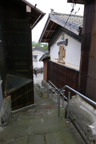 海界の村を歩く 日本海 粟島_d0147406_23155726.jpg