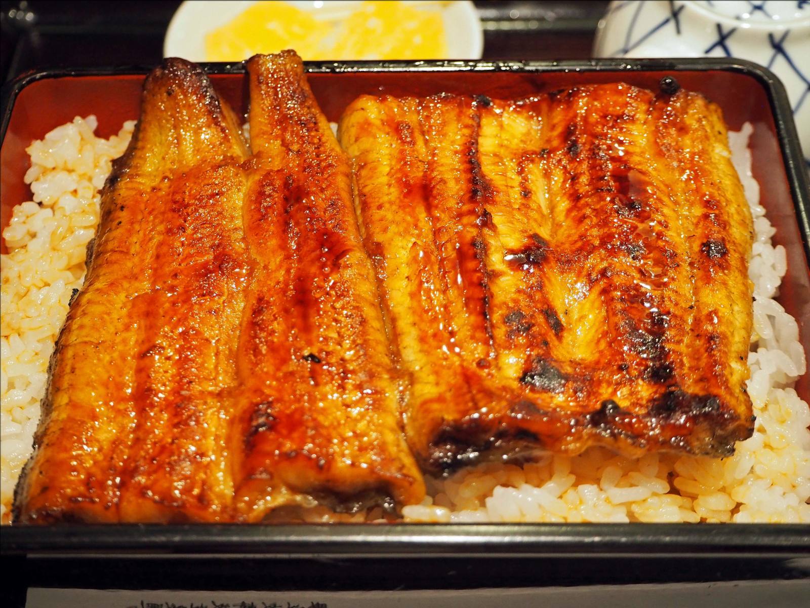 登三松で鰻 銀座 人形町からごちそうさま
