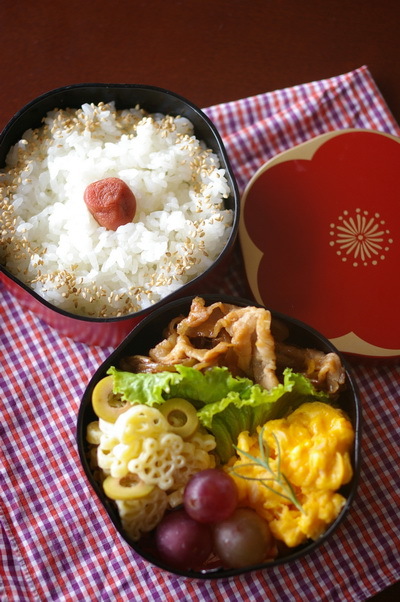 今日の豚しょうが焼き弁当_d0327373_08050615.jpg