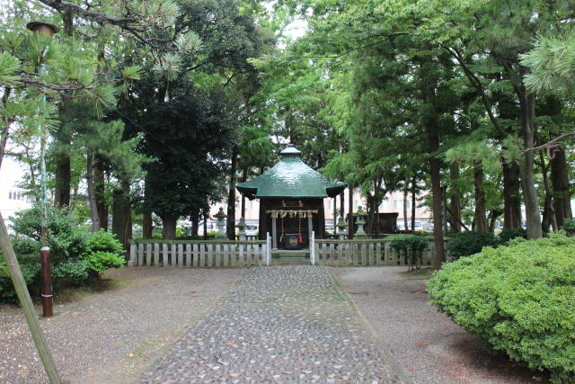 燈明寺畷新田義貞戦歿伝説地 (福井県福井市新田塚町）_b0004675_1551492.jpg