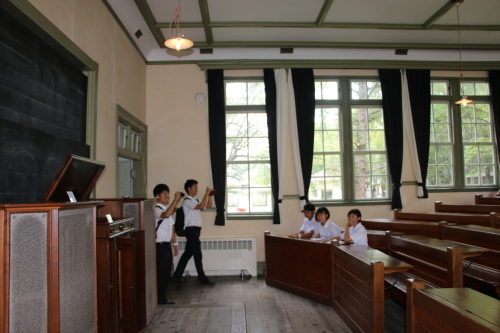 白鷹町立白鷹中学校様が重文本館をご見学_c0075701_16330514.jpg