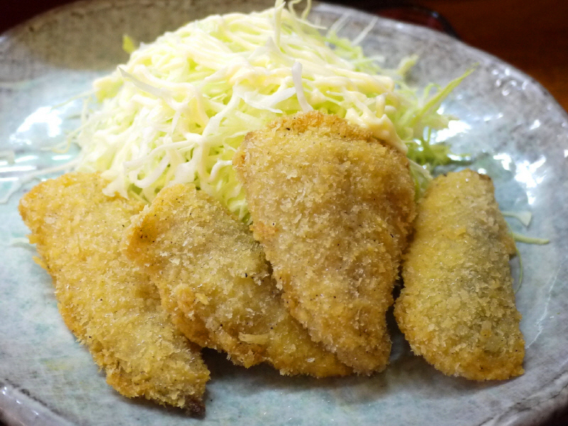 アジフライ定食 【茅ヶ崎 鷹(たか)】_b0153224_08293507.jpg