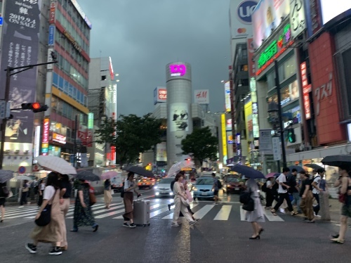 代々木駅から渋谷駅まで歩く 散歩ガイド 代々木駅から渋谷駅まで歩く 散歩ガイド