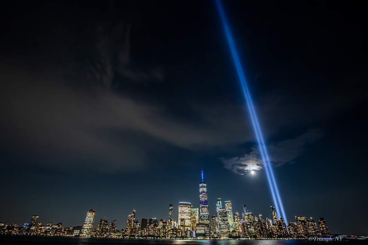 Tribute in Light 2019_a0274805_03342856.jpg