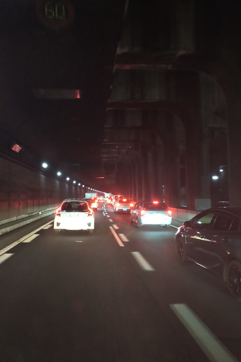 今日は朝一番で新車の..._a0159215_23555999.jpg