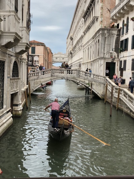 *イタリアの旅 *_e0159050_16145472.jpeg