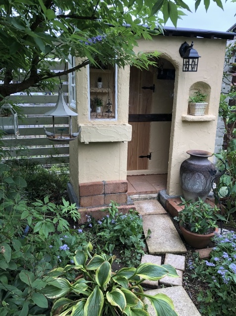 Diy 小屋もどき プランター取り付けとレンガ積みが終わりました 小さな棲家 Diy 小屋もどき プランター取り付けとレンガ積みが終わりました 小さな棲家
