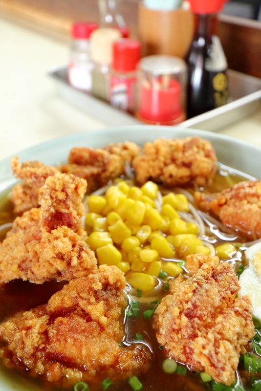ラーメンショップ 夢眠 立田店で、唐揚げ&味噌カツラーメン_a0077663_13171606.jpg