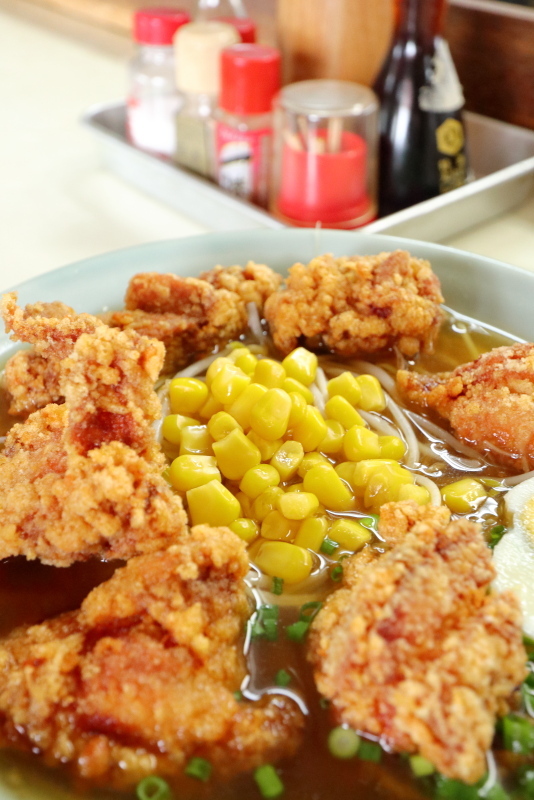 ラーメンショップ 夢眠 立田店で、唐揚げ&味噌カツラーメン_a0077663_13171677.jpg