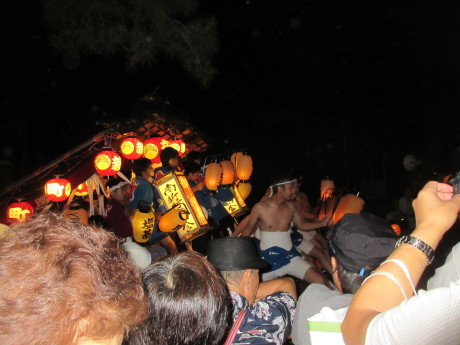 与板十五夜祭り･登り屋台写真にオーブ写り込む_a0203003_21570029.jpg