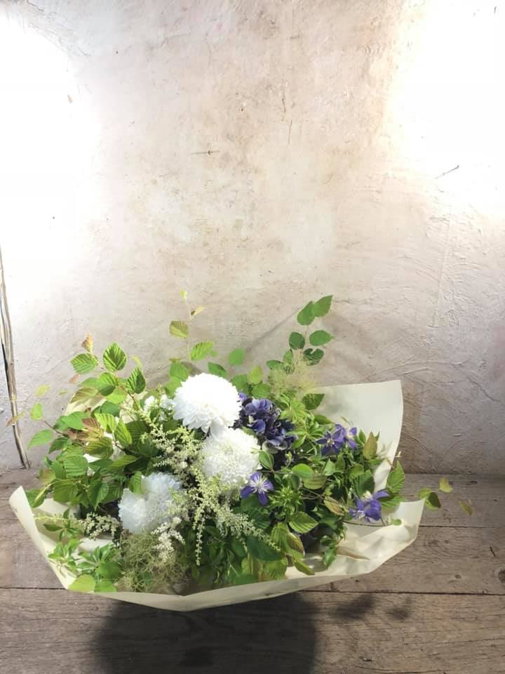 いったいいつから・・_c0102228_08473269.jpg