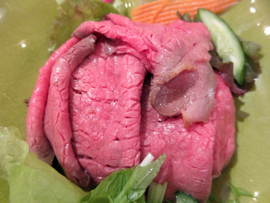 【映画を見る前にローストビーフの鎌倉山でローストビーフ丼】_b0009849_10500509.jpg