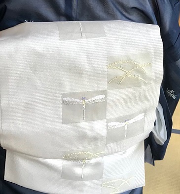 ランチ会・ご自分で刺繍された夏着物・まいづる蜻蛉夏帯。_f0181251_16480142.jpg