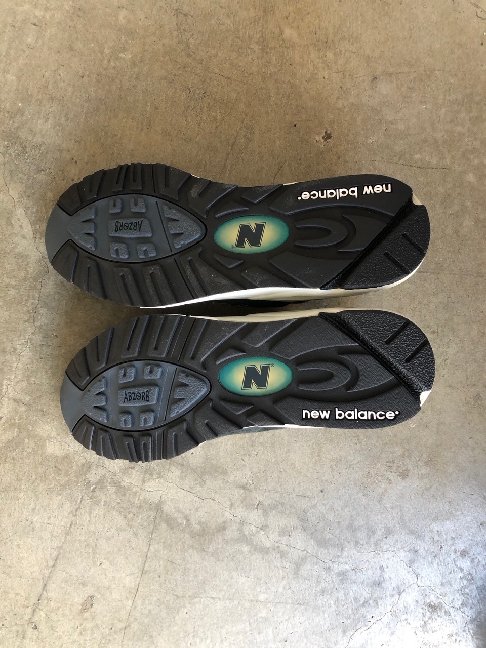 KITH x NEW BALANCE \"SHARK\"!!!_a0221253_19124001.jpg