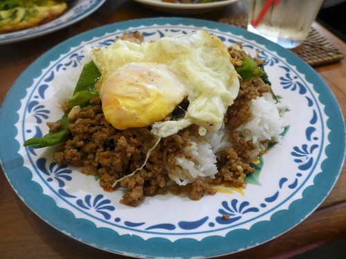 吉祥寺「アムリタ食堂」へ行く。_f0232060_1141743.jpg