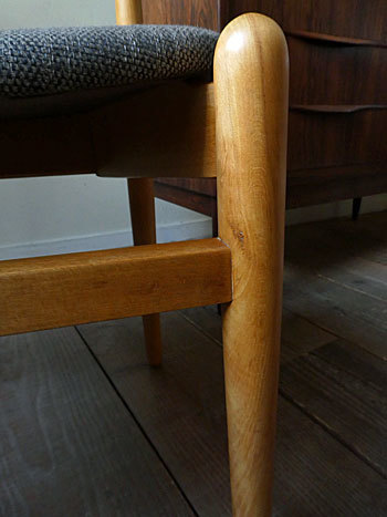 Hans J.Wegner FH708 Stacking chair_c0139773_01182040.jpg