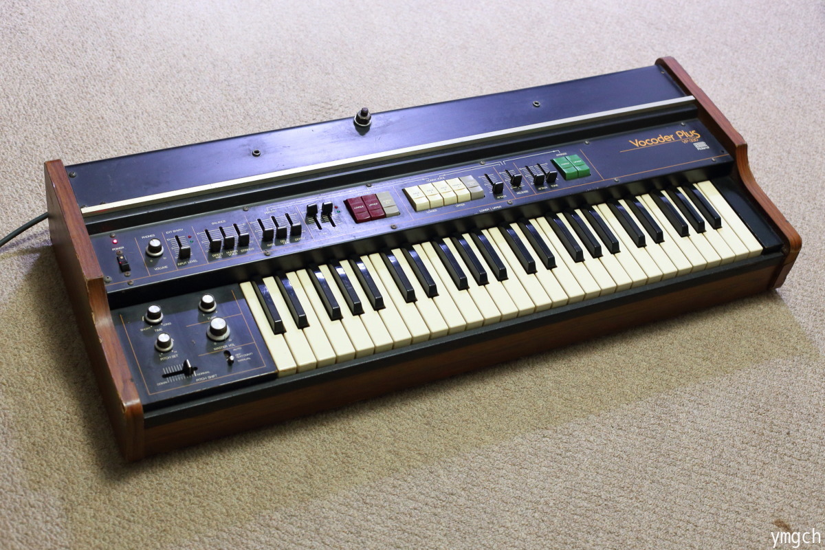 Roland VP-330（前期型） ボコーダープラス売却_f0157812_20522372.jpg