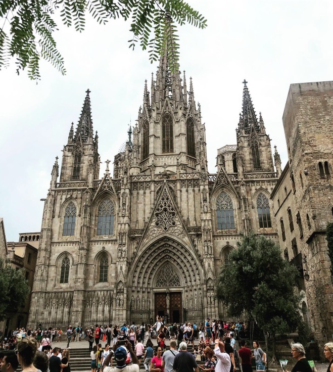 spain・Barcelona旅行の事と、展示会のお知らせ_e0379353_08372855.jpeg