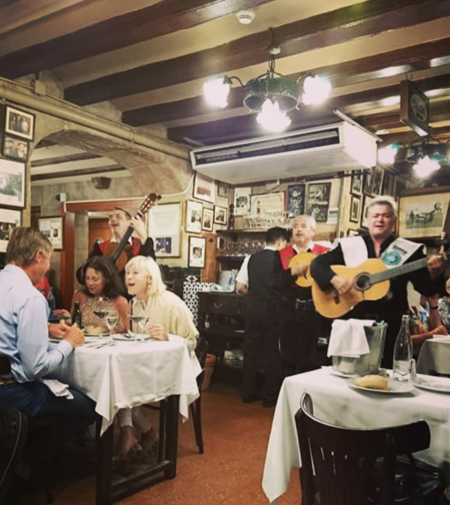 spain・Barcelona旅行の事と、展示会のお知らせ_e0379353_09052881.jpeg