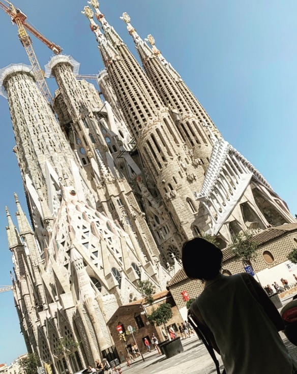 spain・Barcelona旅行の事と、展示会のお知らせ_e0379353_09162783.jpeg