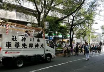 氷川神社例大祭_a0061057_1132411.jpg