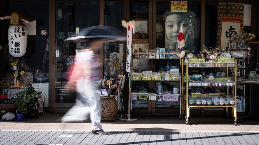 1/8秒の日泰寺参道_d0353489_23045057.jpg