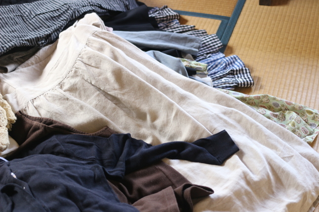衣類のお片づけ ～片づけは「場所別」ではなく「モノ別」に進める～_f0354014_15231012.jpg