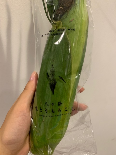 定休日明けのこんばんは。_e0069415_19050546.jpg