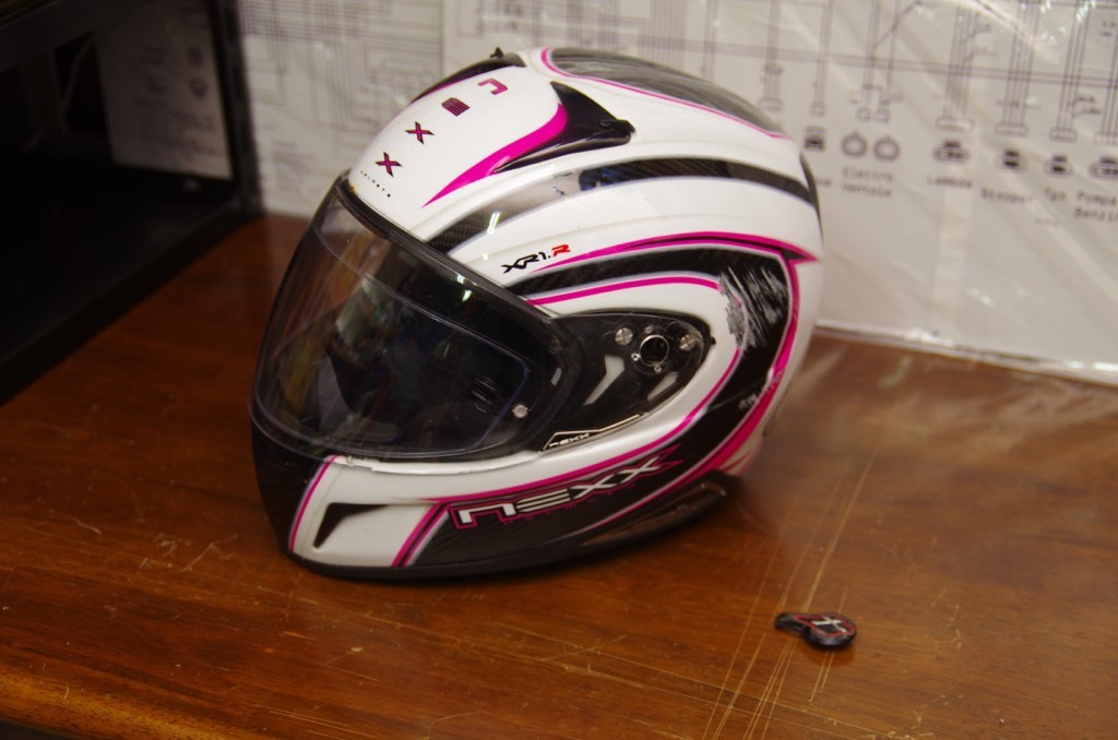 NEXXヘルメット補修 : だいちゃんガレージ