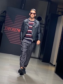 エンポリオ アルマーニ（EMPORIO ARMANI）2019-20秋冬ファッションショー_c0172698_89043.jpg