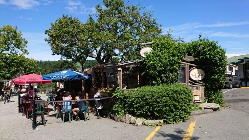 ソルトスプリング島 ④ ランチ_b0117700_07112647.jpg