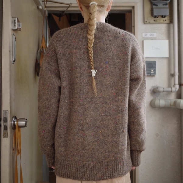 ニットのカーディガン_d0364239_21241311.jpg