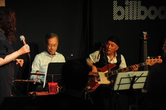 a0088007_22372331.jpg