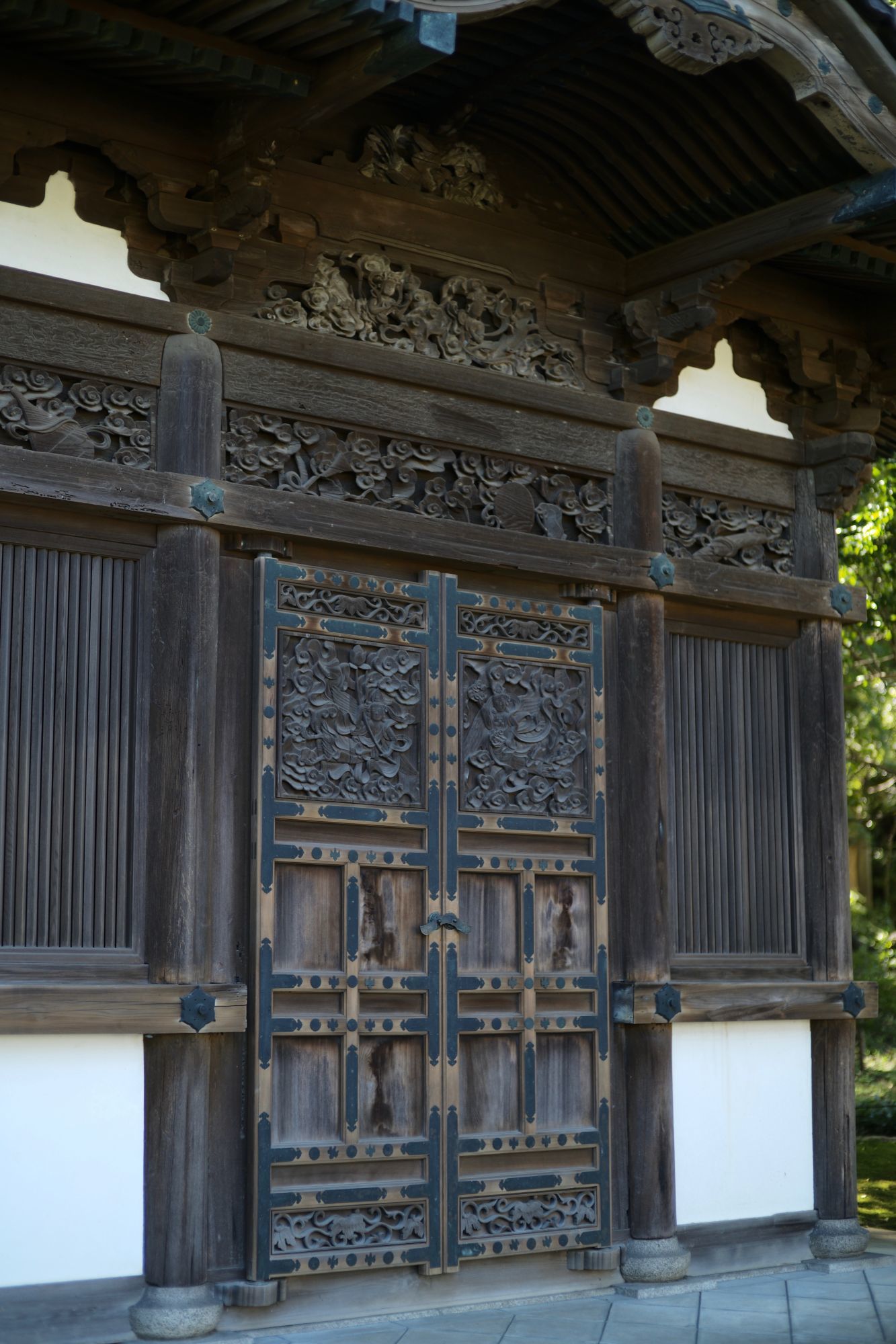 重要文化財｜旧天瑞寺 寿塔 覆堂】（横浜・三溪園内） 見学のしかた : 文化遺産見学案内所