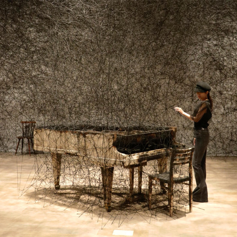 『塩田千春展:魂がふるえる』を観に行って年パス復活_c0060143_10135854.jpg