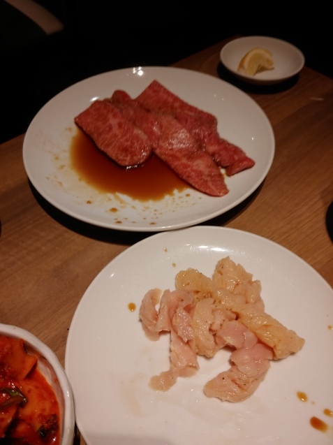 焼肉屋さんへゴー_c0162773_17444991.jpg
