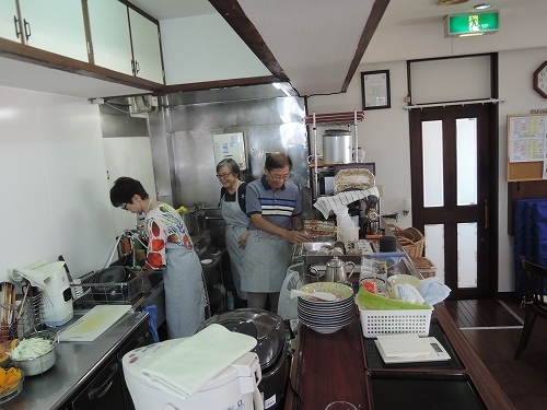 旧知の仲?のおやじカフェ_f0223914_21013928.jpg