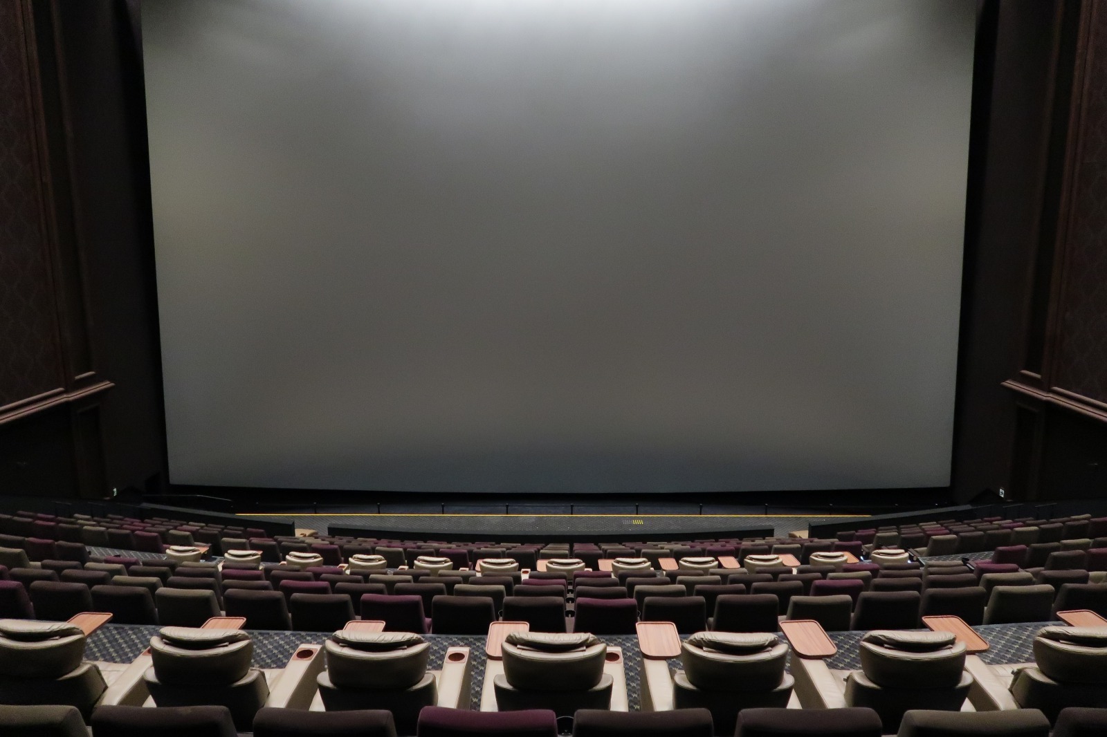 グランドシネマサンシャイン ロビー Imax そこのシネマズ
