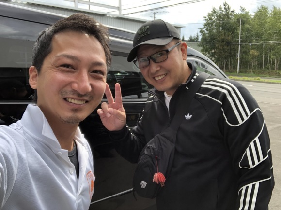 9月22日(日)日本未導入 10速AT エスカレードあります!!!ランクル、ハマー、アルファード_b0127002_16362562.jpg