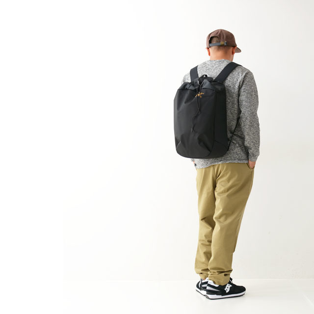 Arcteryx Arro 20 Bucket Bag ブラック