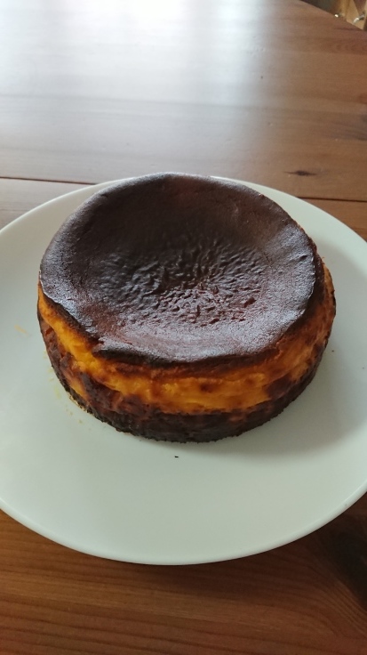 シフォンの焼き上がりの形を考察_a0113430_09262382.jpg