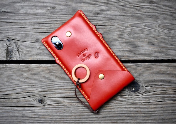 iPhone Xs leather case_b0172633_20494227.jpg