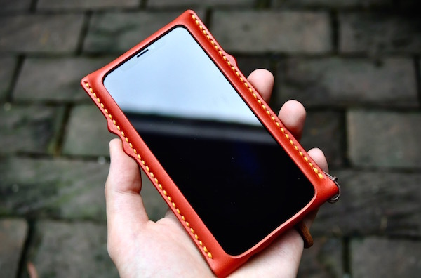 iPhone Xs leather case_b0172633_20494255.jpg