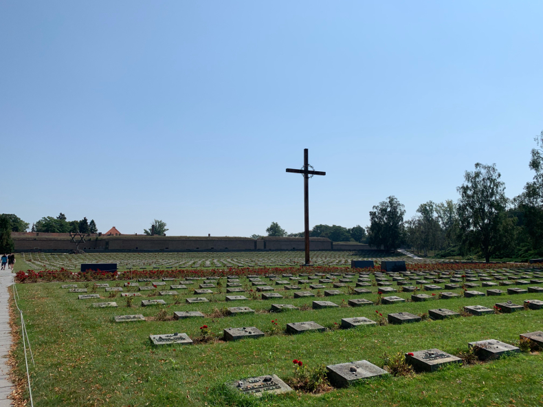 テレージエンシュタット(テレジン)小要塞へ その1 ほにゃく犬の字幕ほにゃく日記