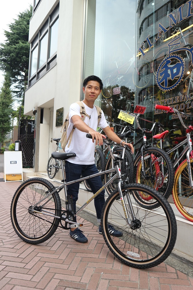 9月22日 渋谷 原宿 の自転車屋 FLAME bike前です_e0188759_13383959.jpg