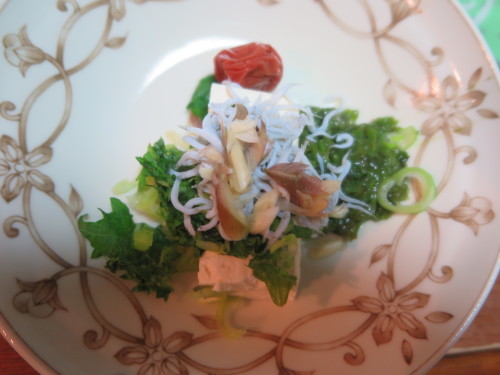 朝:チャーハン&野菜ジュース 昼:日清アジアン焼チキン・焼きそば 夜:にら饅頭、サツマイモ天ぷら、茄子の唐揚げ&冷奴_c0075701_19323302.jpg