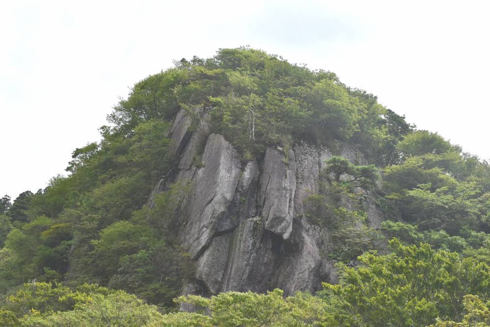 宝満山の七窟巡り_f0212511_12195397.jpg