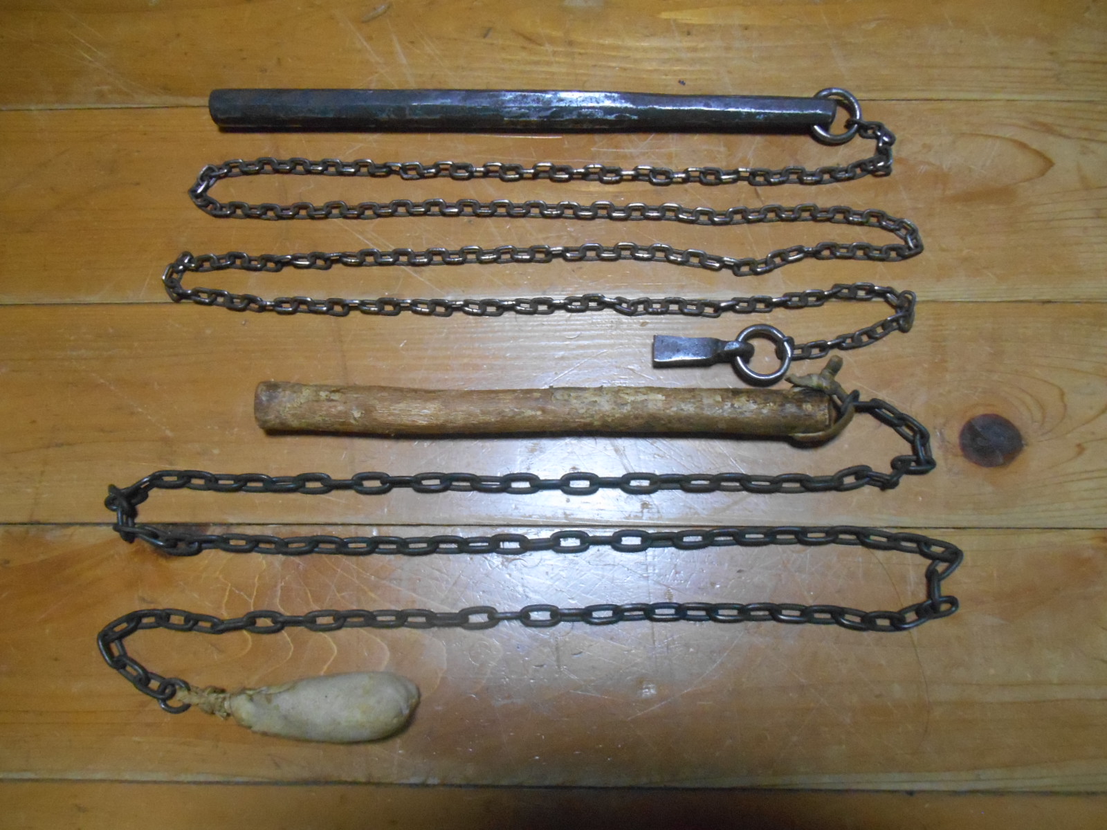 分銅鎖　武具　秘武器　武道　武術　捕物 分銅鎖 忍者道具 分銅 投げ鎖 捕り物 鉄製 武具 武術 武道 ・大変希少